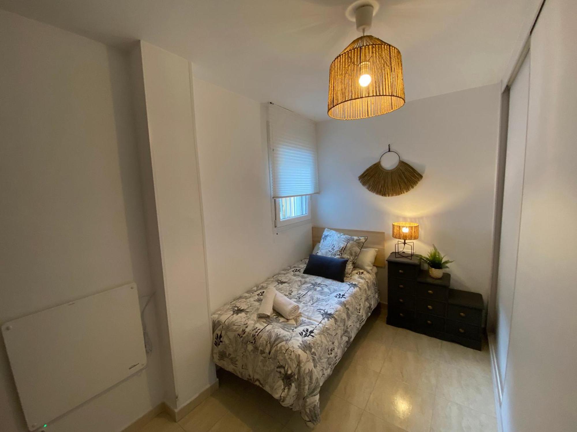 Lunaroom Center & Quiet Guesthouse Малага Стая снимка